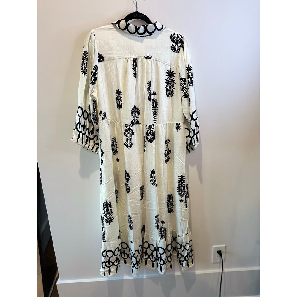 NWT Cora Black and Cream Boho Print Midi Dress with Puff Sleeves Large - Picture 6 of 9